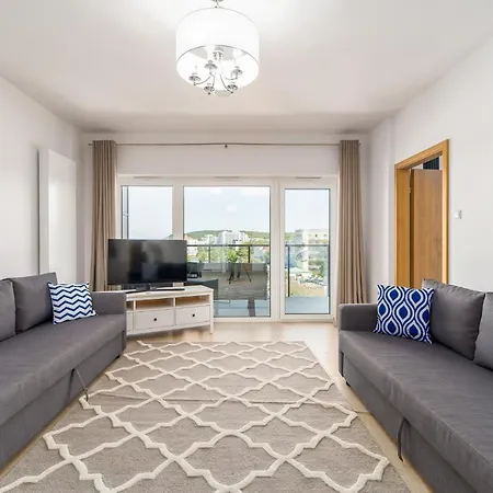 Appartement Family Aquamarina Prima By Renters *