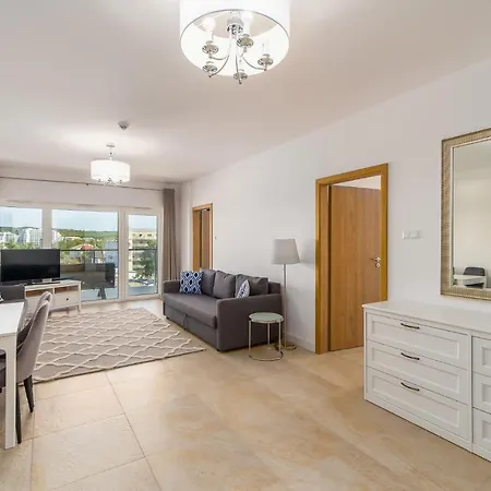 Family Aquamarina Prima By Renters *