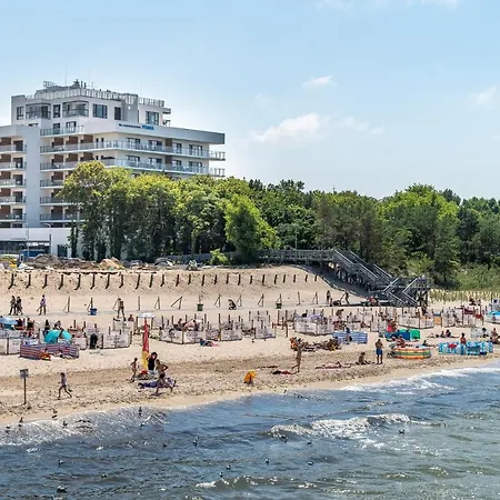 Family Aquamarina Prima By Renters *