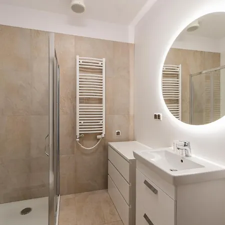 Family Aquamarina Prima By Renters *